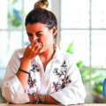Bể cá có mùi tanh