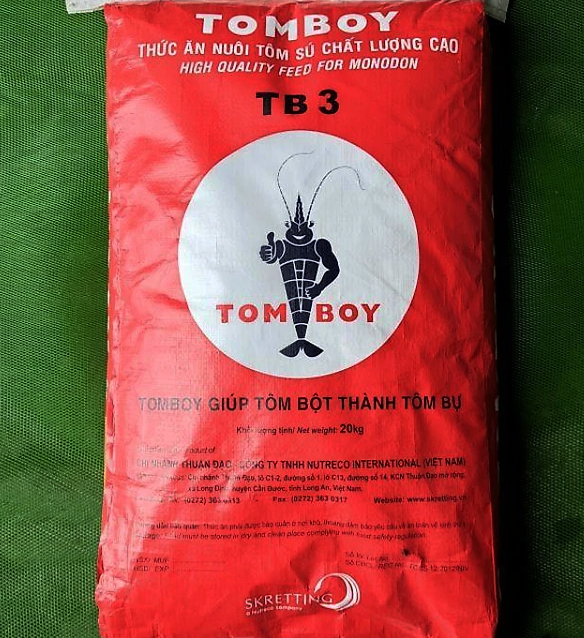 Cám tomboy TB3 chìm cho cá cảnh
